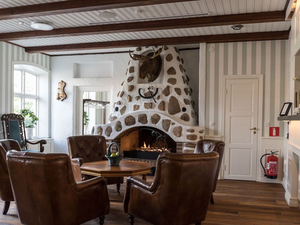 Höörs Gästgifwaregård 2