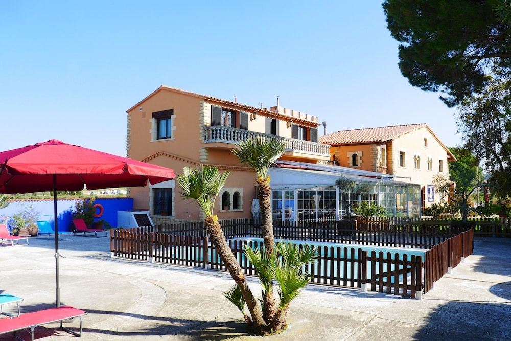 Hotel Restaurant El Bosc 1