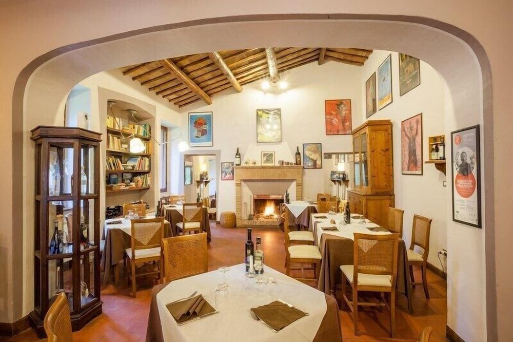 Il Castello Di Campello 2