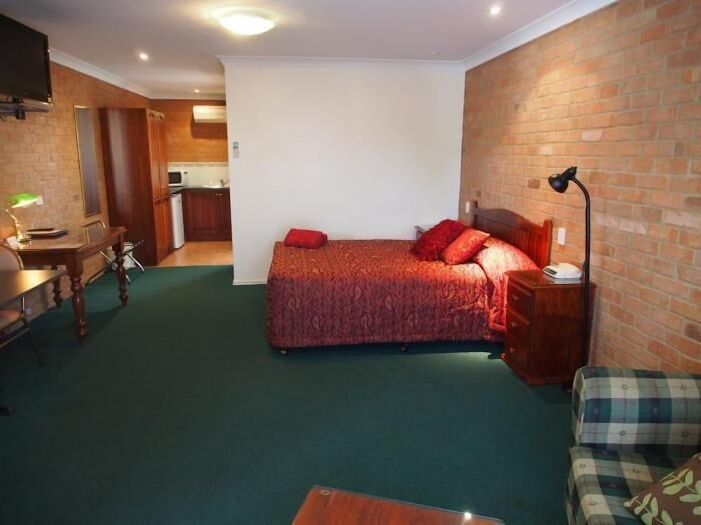 Cobar Town and Country Motor Inn 3