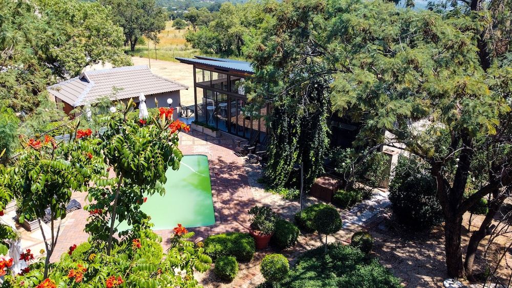 Thaba Legae Guest Lodge -1 estrellas en Rustenburg