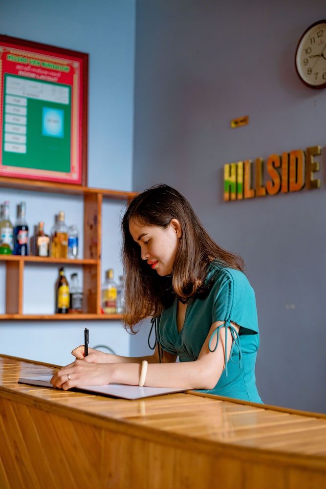 Phong Nha Hillside View Bungalow 2