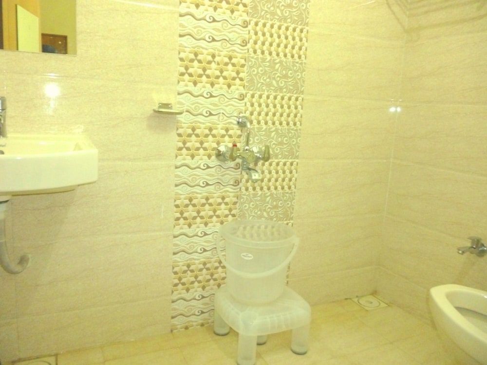 Hotel Empire Gandhidham 2