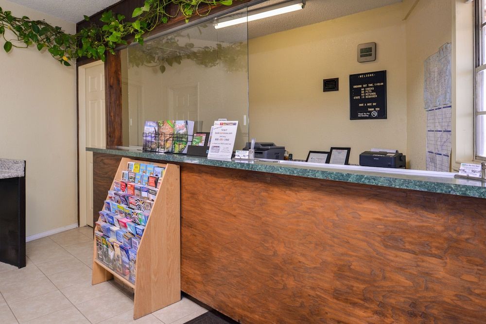 Scottish Inns & Suites 2