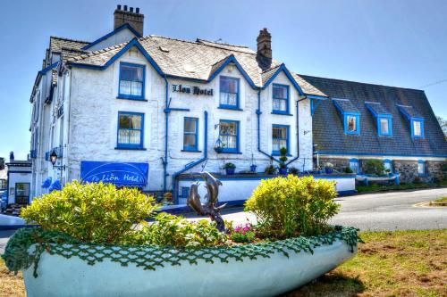 Lion Hotel & Studio Apartments 3 estrelas em Criccieth