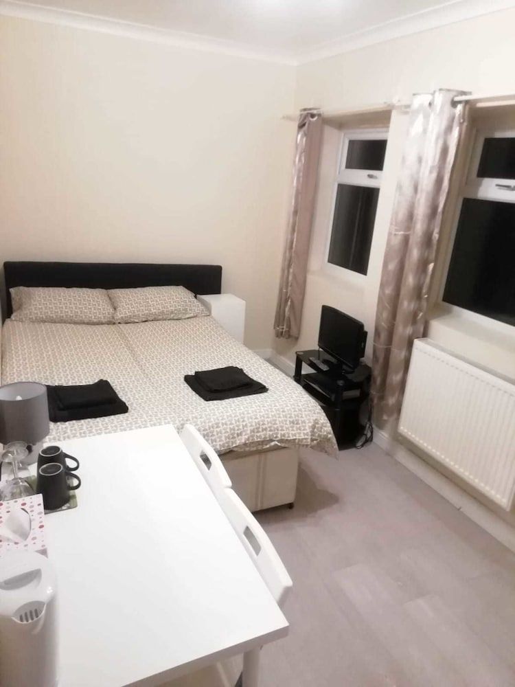 Regent Guest House Grimsby 3