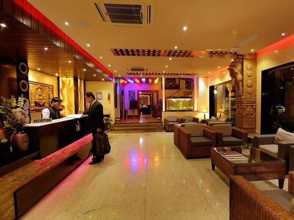 Hotel Hampi International 2