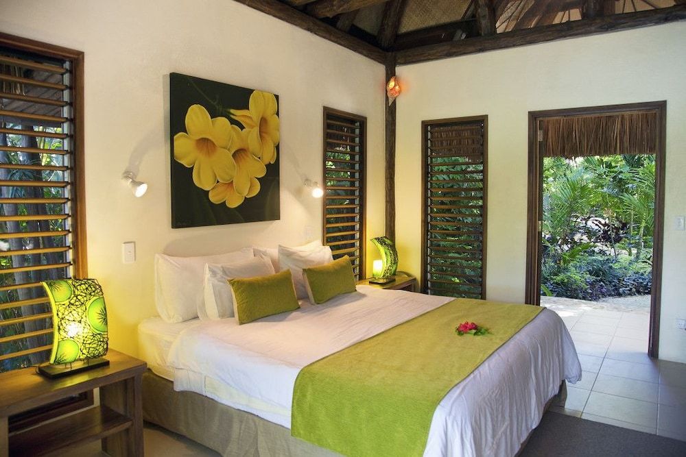 Savasi Island Resort 3