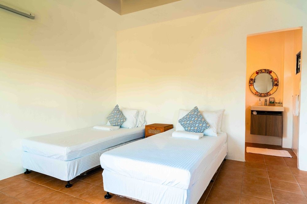 Marina del Sol Resort & Yacht Club 3