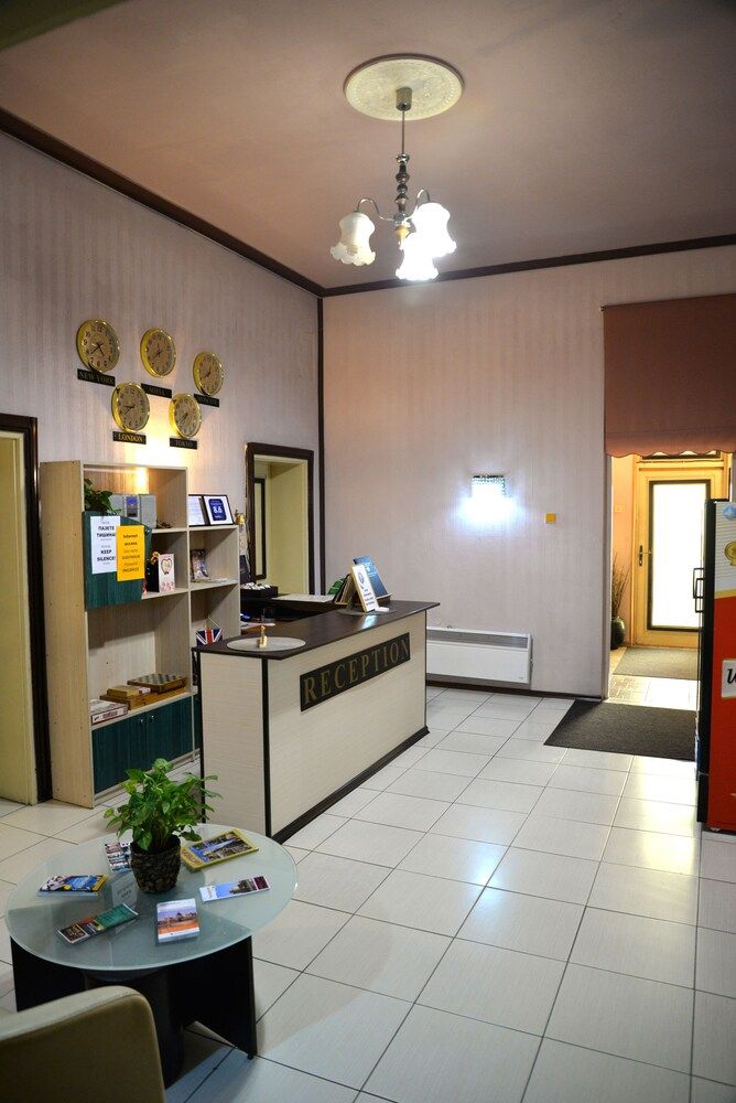 The English Guest House 3