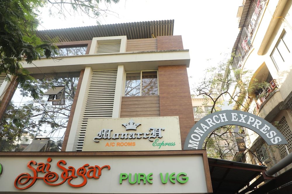 Hotel Express INN, Panvel