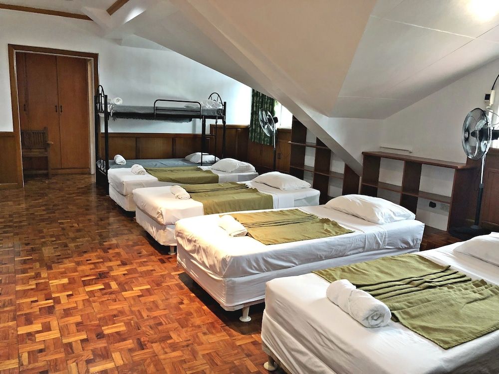 Ang Tahanan ni Aling Meding Hotel 2