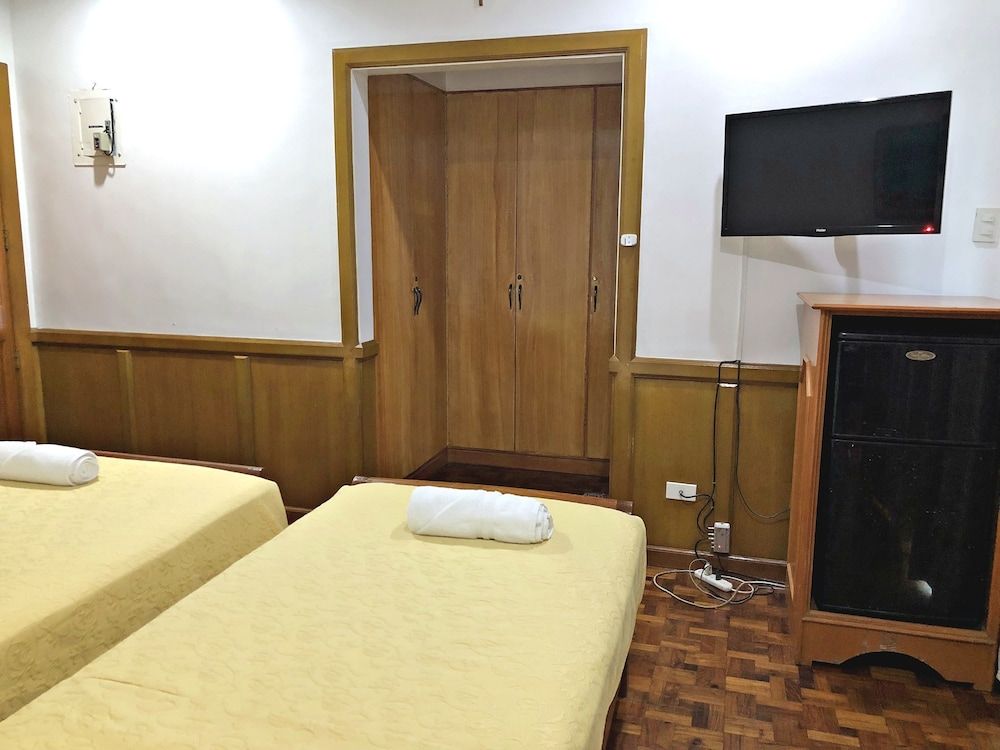 Ang Tahanan ni Aling Meding Hotel 3