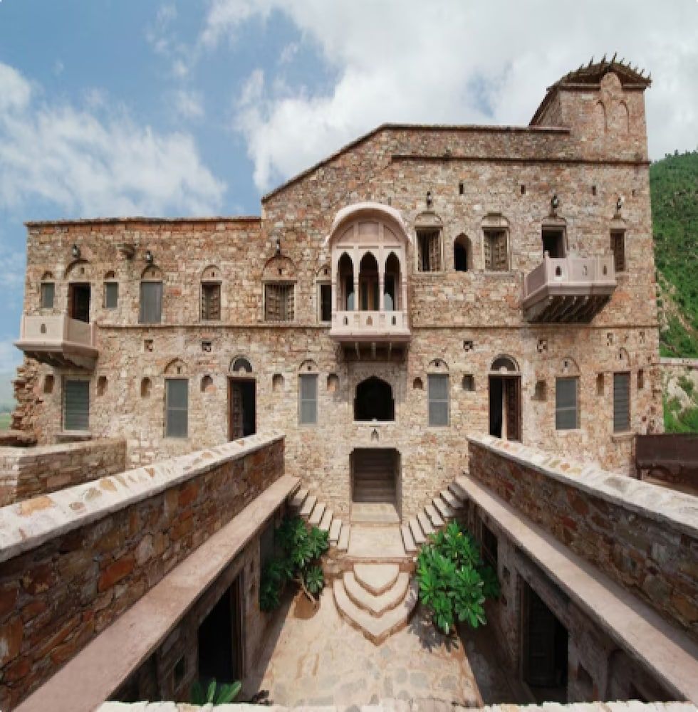 Fort Dadhikar, Alwar 4 étoiles à Alwar