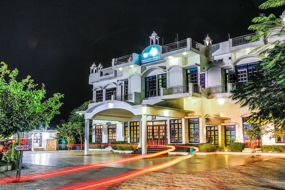 Gulmohar Sariska Resort -1 estrellas en Jaipur