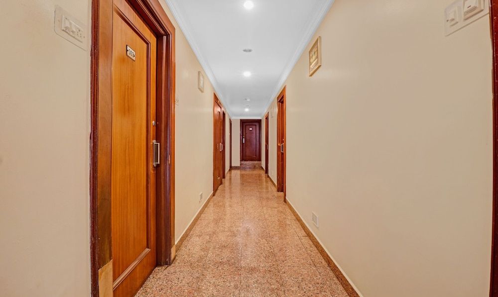 Treebo Surya Yatri Niwas 2