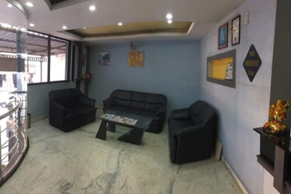 Hotel Rajdhani Plaza -1 estrellas en Rānchī