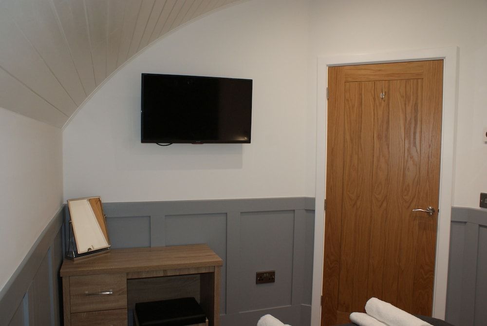 Hillhead Hideaways 2