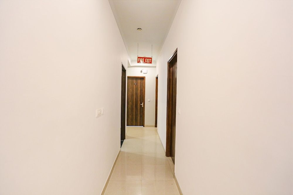 FabHotel Novel Suites 3