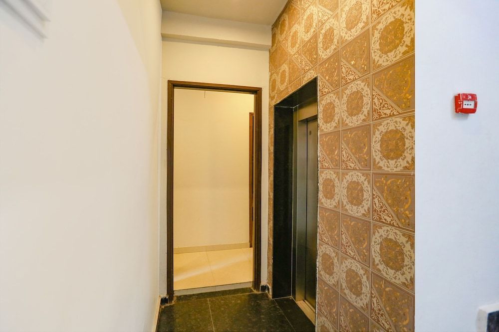 FabHotel Novel Suites 2