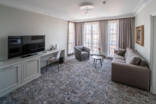 VIZUALIZA Residence Hotel 3