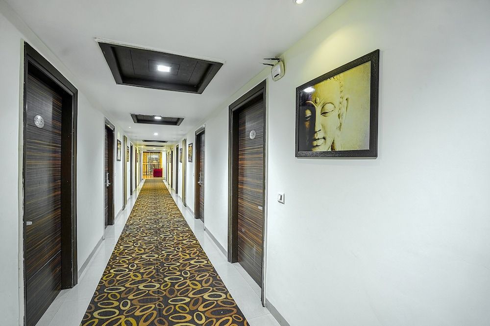 Fabhotel Prime Z Grand 3