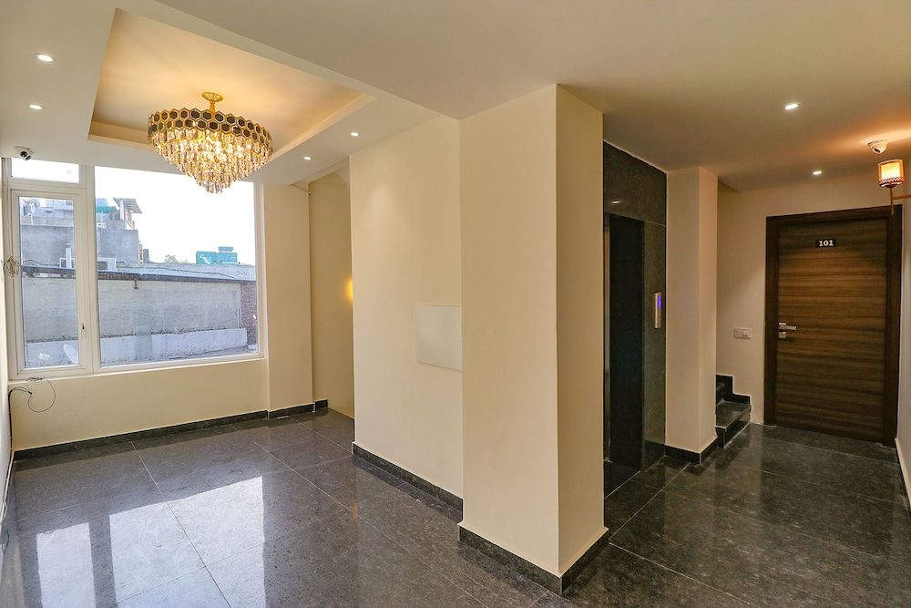 Fabhotel Prime K9 Regency 3