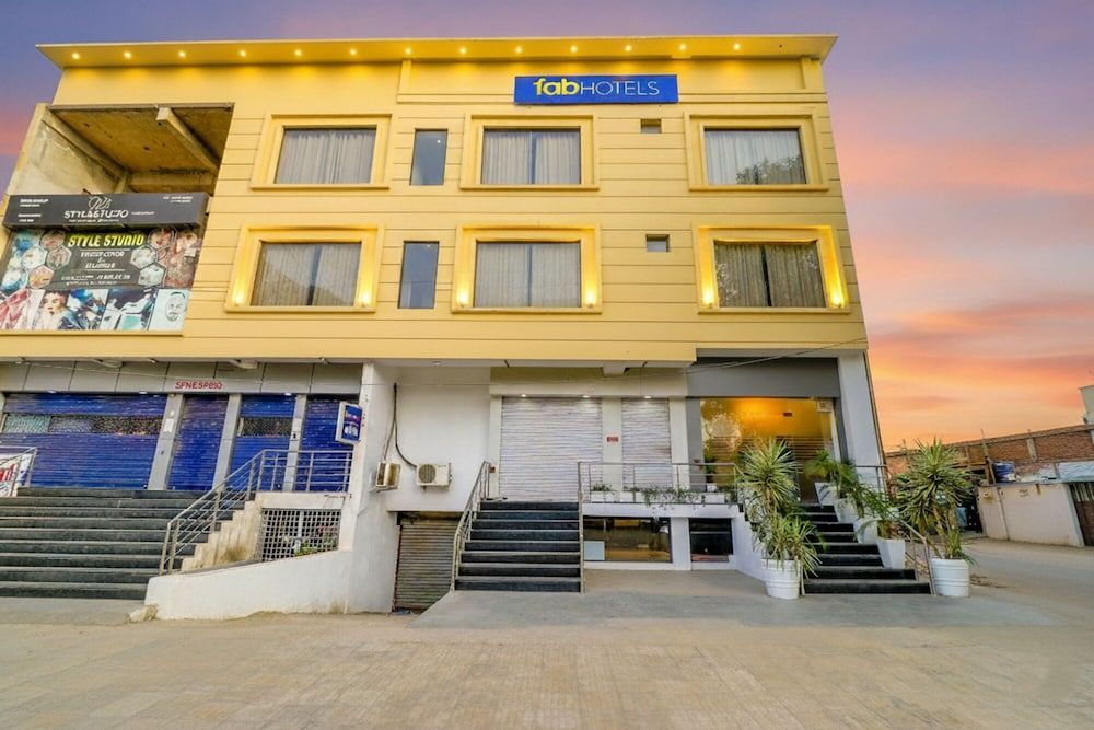 Fabhotel Prime K9 Regency 2