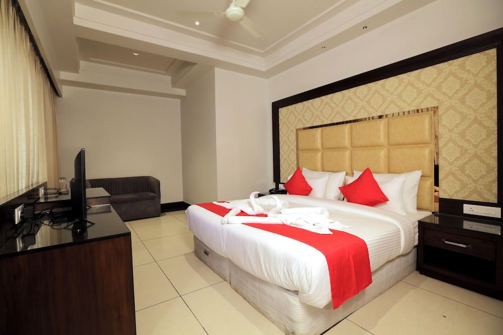 The Stella Hotel & Resort 3