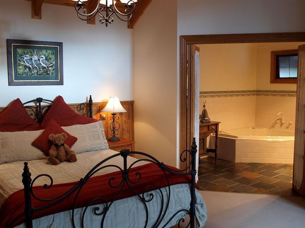 Cottages on Edward 2