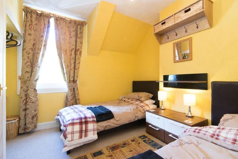 Crinan Canal Cottage 3