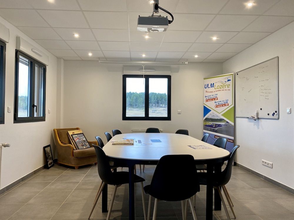 Ecole de Pilotage ULM Lozere 2