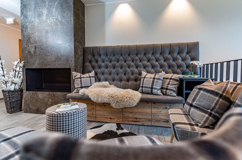 Skylodge Alpine Homes 2