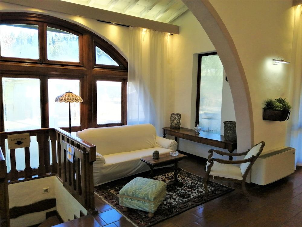 Villa Gaudia, Luxury Villa with pool, A-C 2