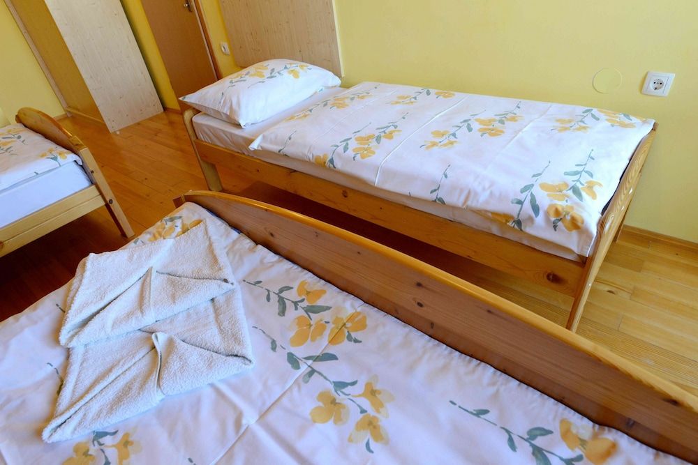 Guest House Koprivnik 2