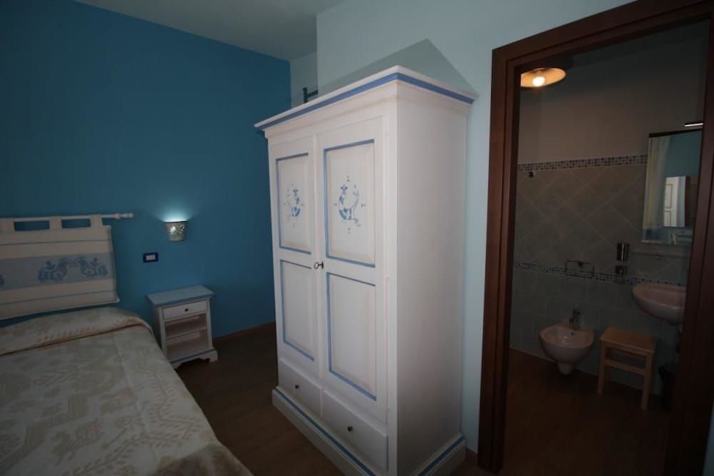 Bed & Breakfast Selvaggio Blu 3