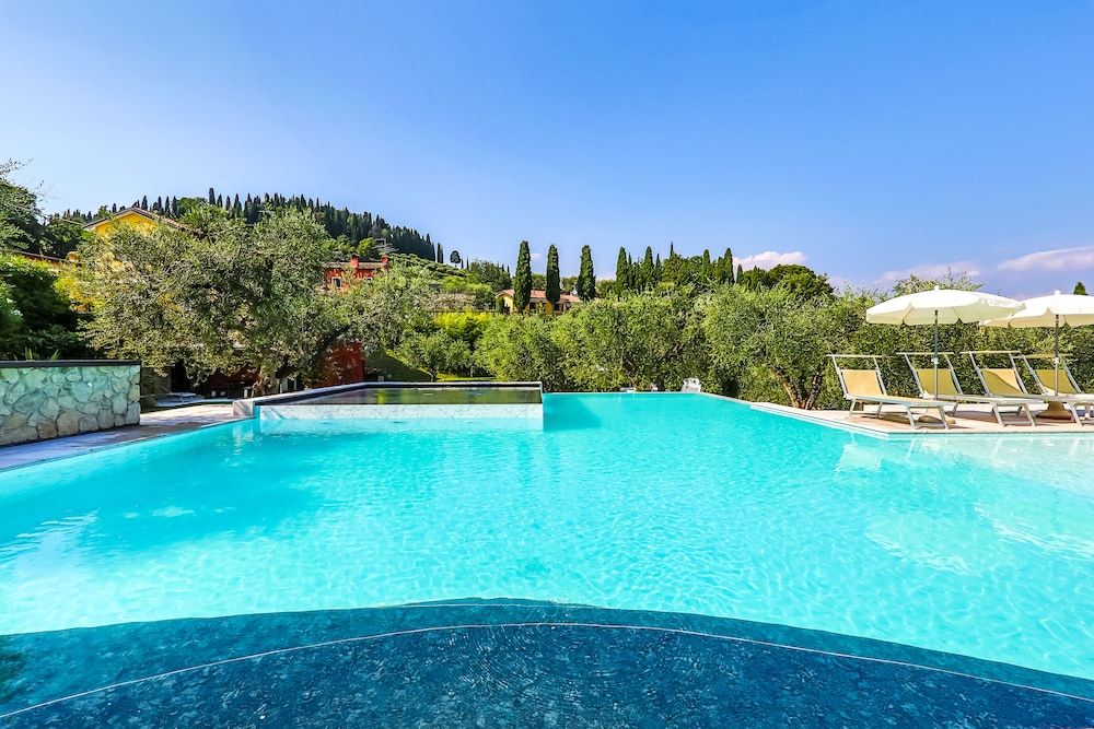 Casaliva -1 estrellas en Bardolino