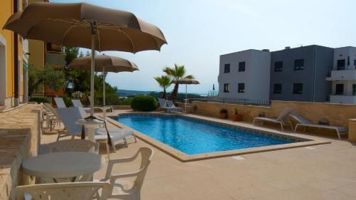 Apartments Flora 3 estrelas em Premantura