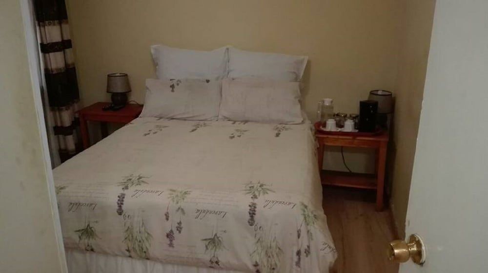 Rifumo Bed & Breakfast 2