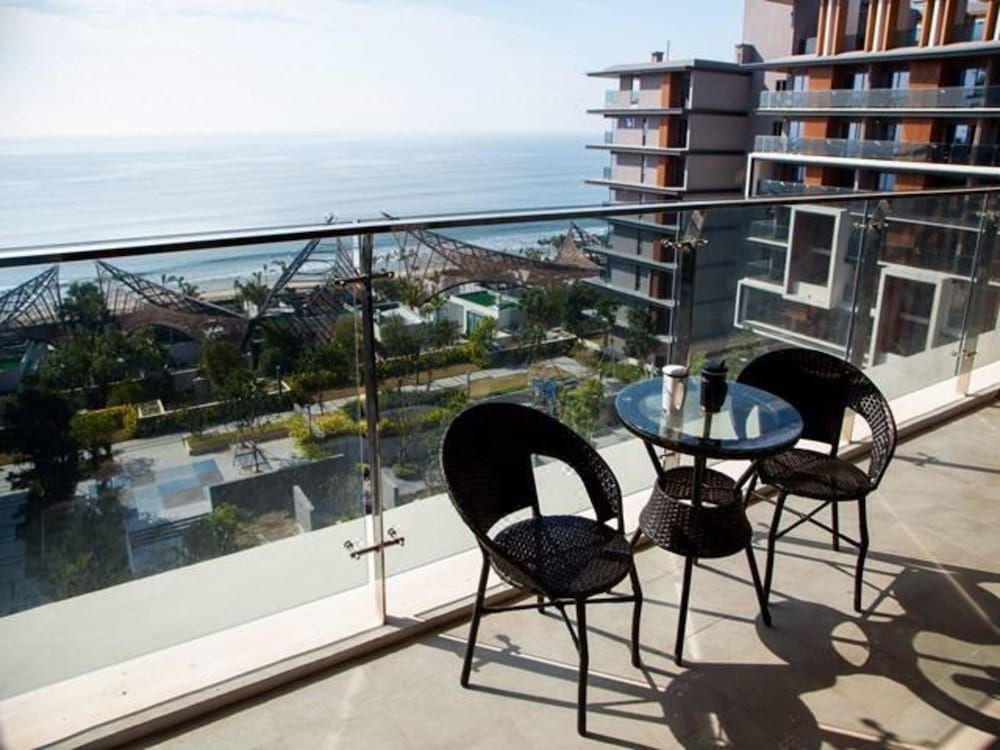 Poltton International Apartment Jinding