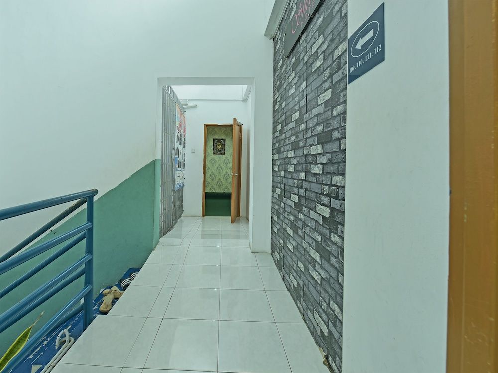 Oyo 90631 Syahirah Hotel 2