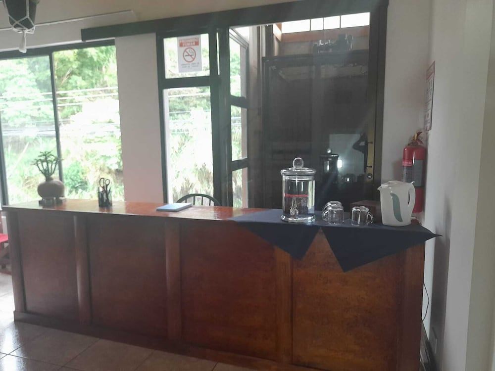 Alisson Hotel & Restaurant 3