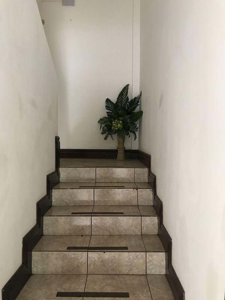 Alisson Hotel & Restaurant 2