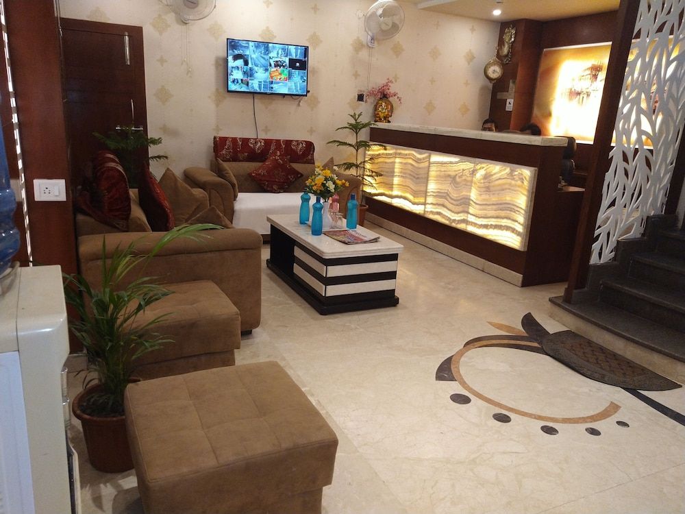 Hotel Midcity 3