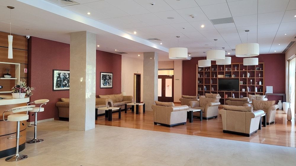 TTS Spa & Wellness 2