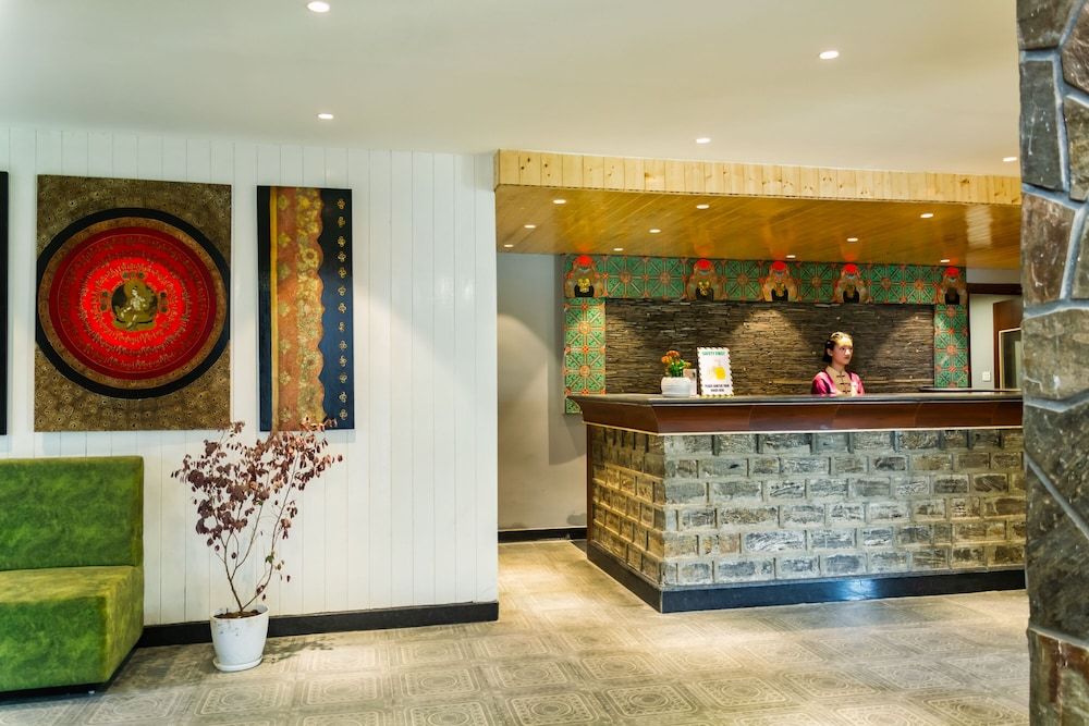 Sumitel Vista 800m from Mall Road 3