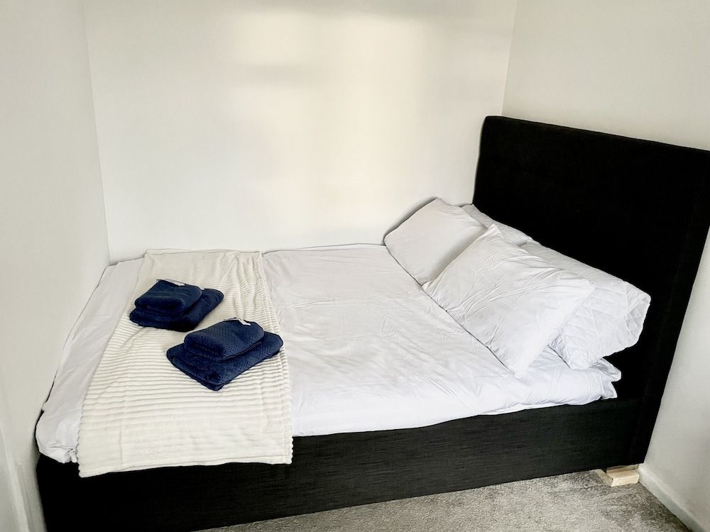 The HK House - Family Friendly Near To Blenheim Palace & Oxford City Centre 3