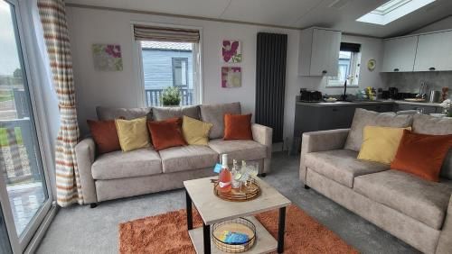 Honeycomb Lodge - Holiday Home 5 min from Padstow 3