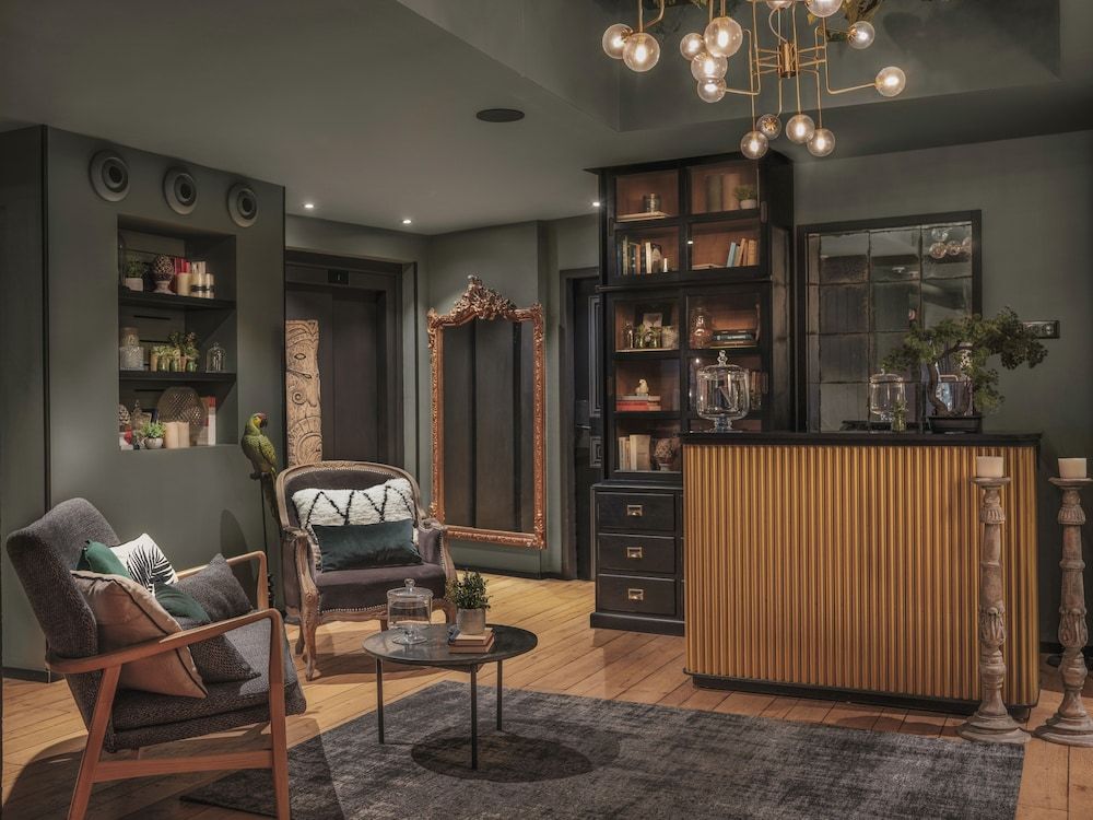 Appartements Place Royale - Maisons du Monde Hôtel & Suites 1