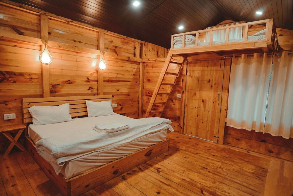 Minikins - Resorts & Restaurant